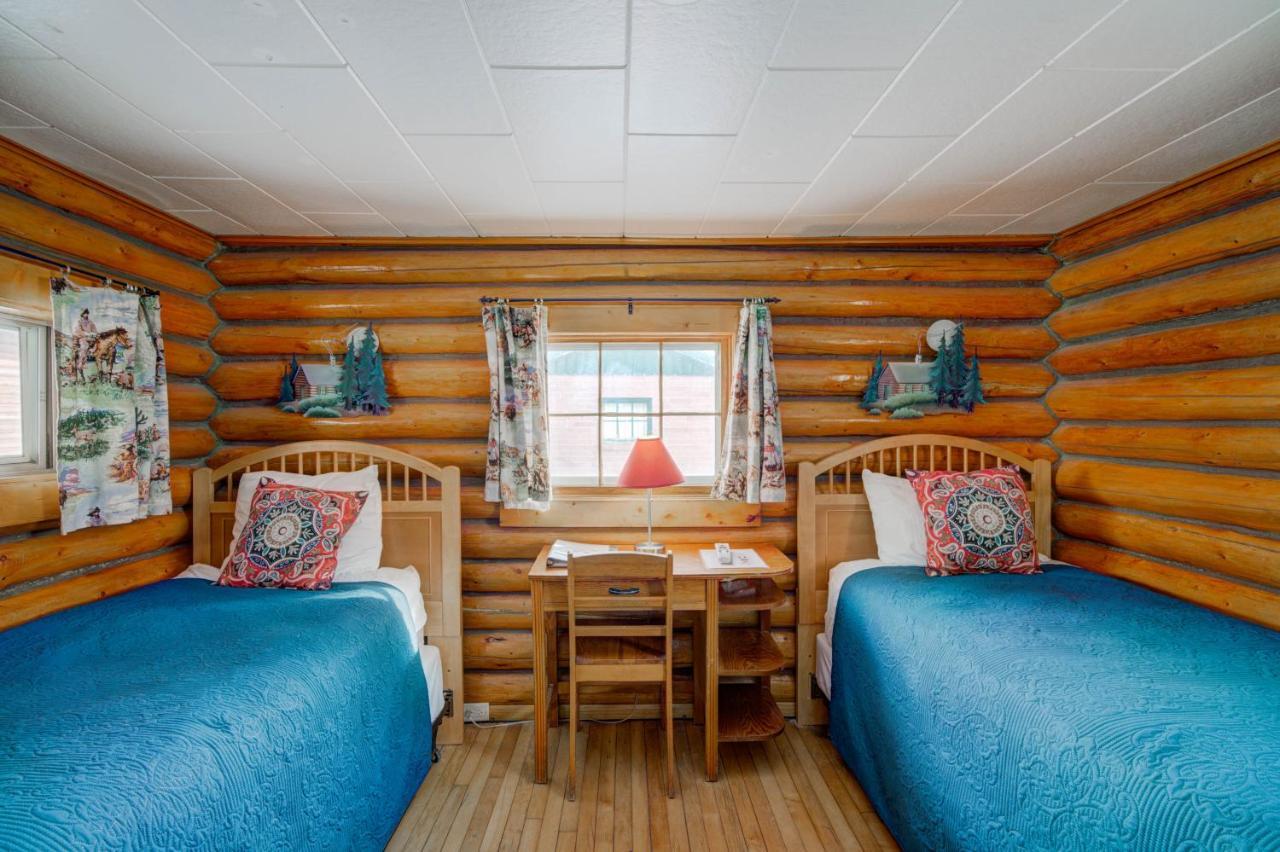 Sportsman'S Lodge Енніс Екстер'єр фото