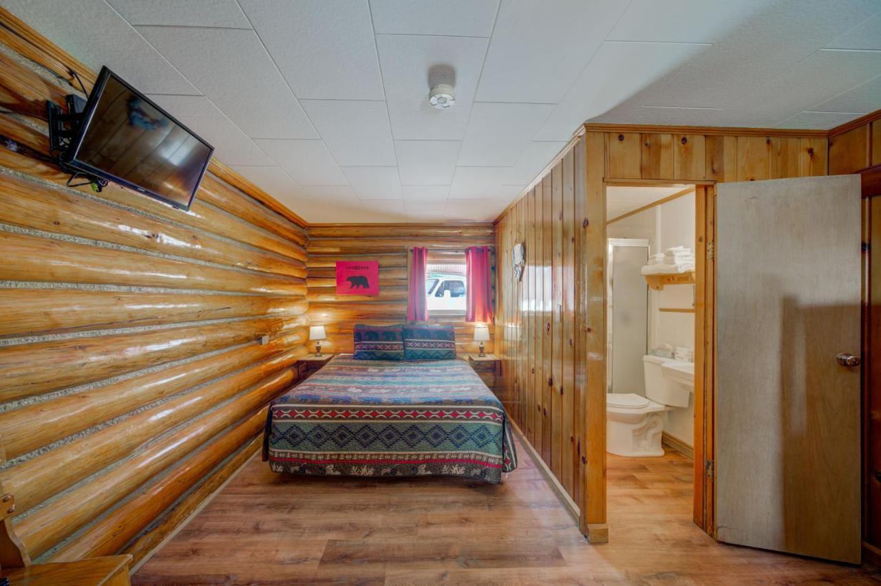 Sportsman'S Lodge Енніс Екстер'єр фото