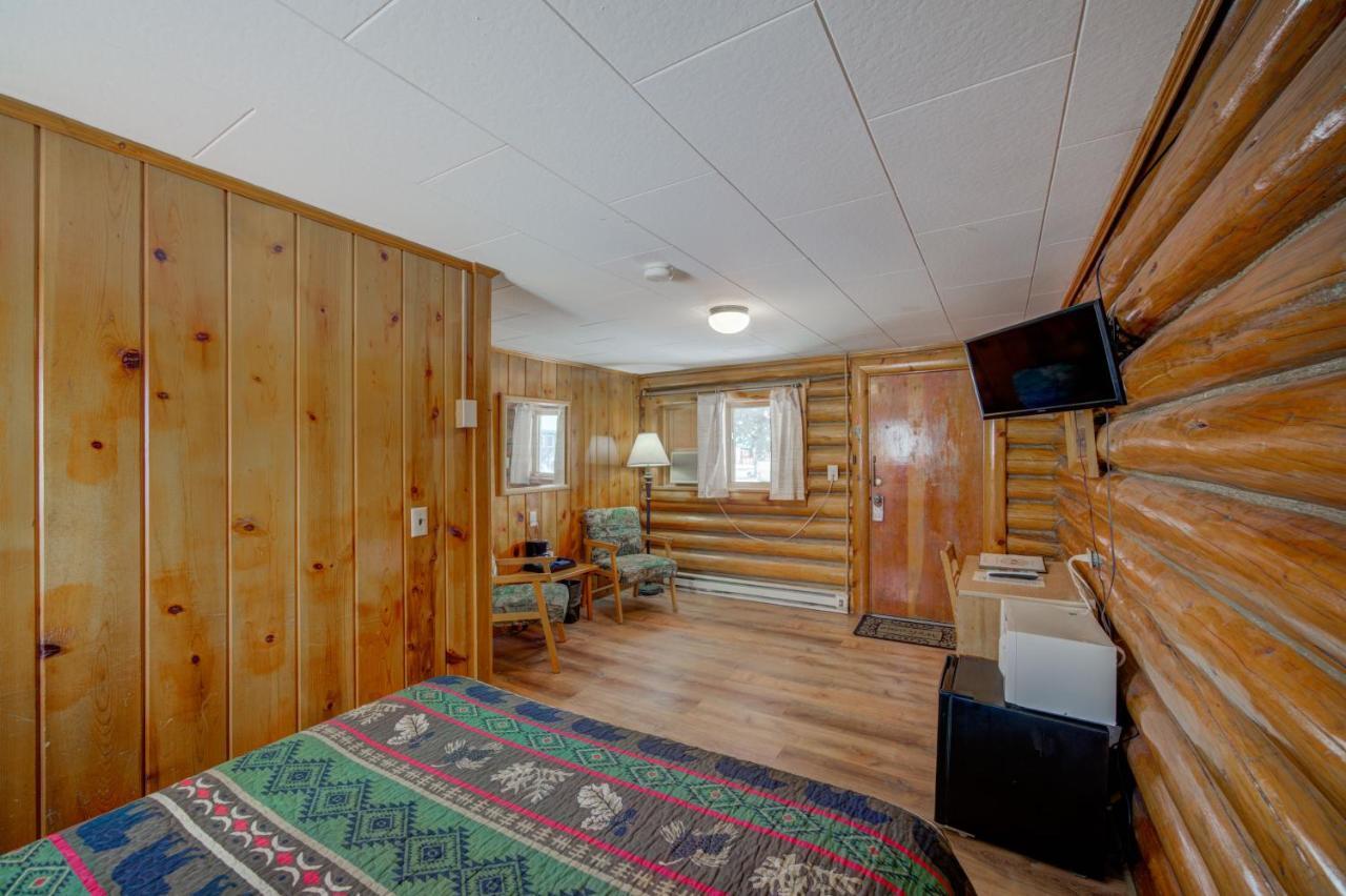 Sportsman'S Lodge Енніс Екстер'єр фото