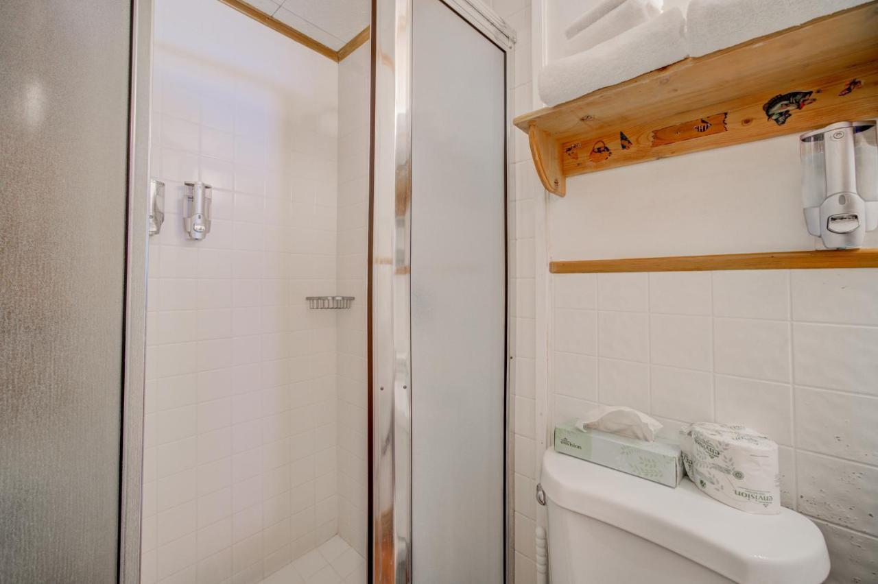 Sportsman'S Lodge Енніс Екстер'єр фото