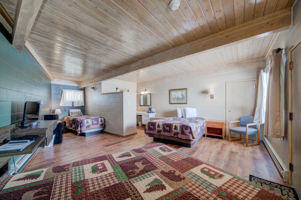 Sportsman'S Lodge Енніс Екстер'єр фото