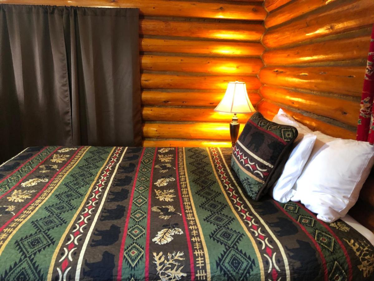 Sportsman'S Lodge Енніс Екстер'єр фото