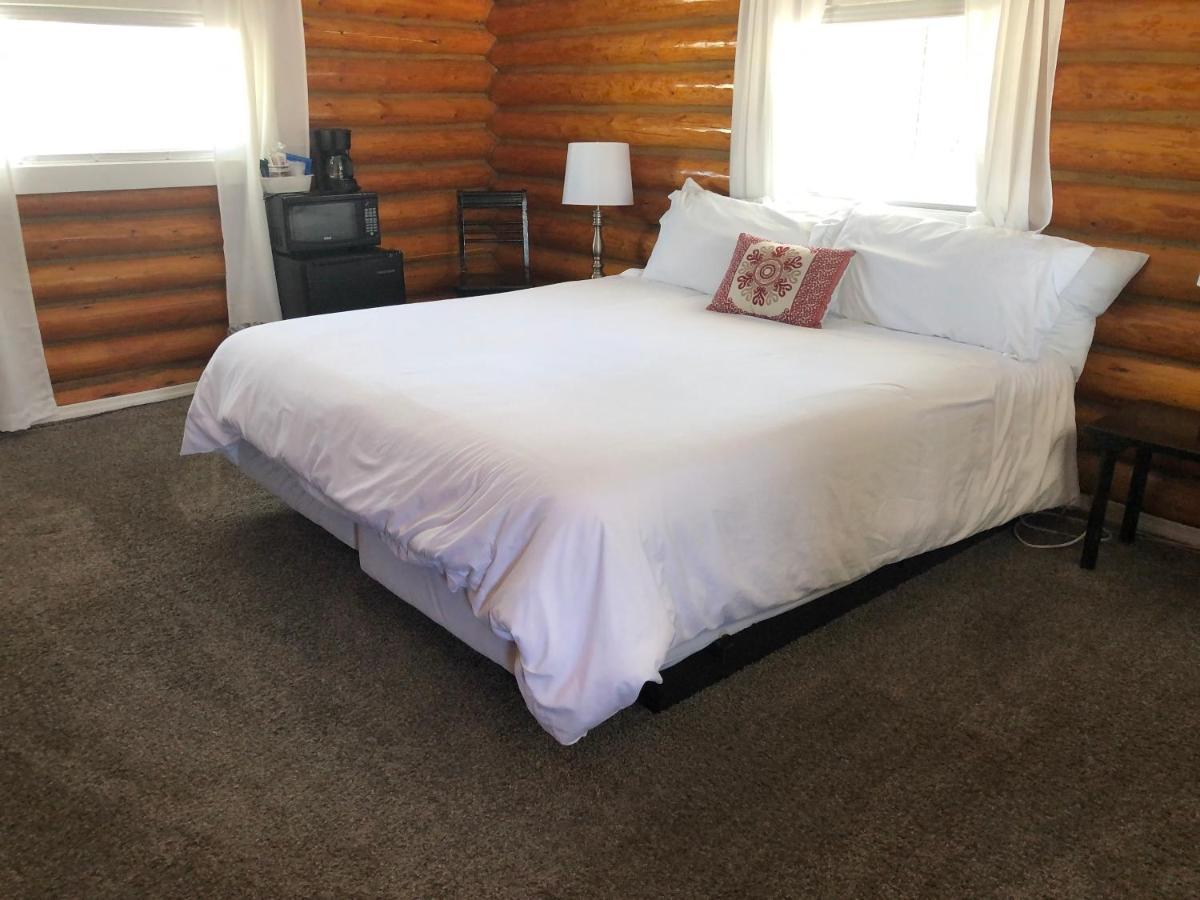 Sportsman'S Lodge Енніс Екстер'єр фото