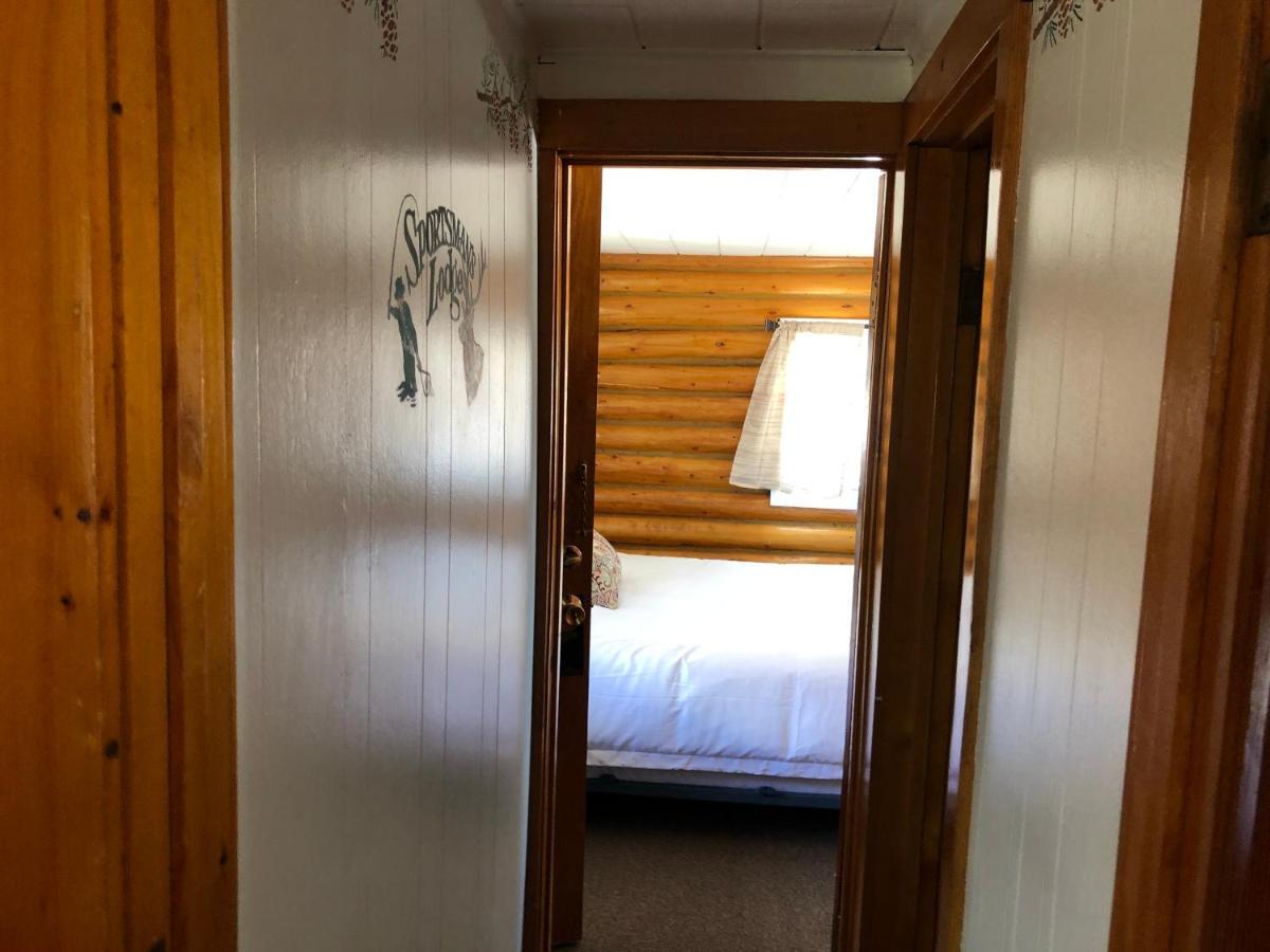 Sportsman'S Lodge Енніс Екстер'єр фото